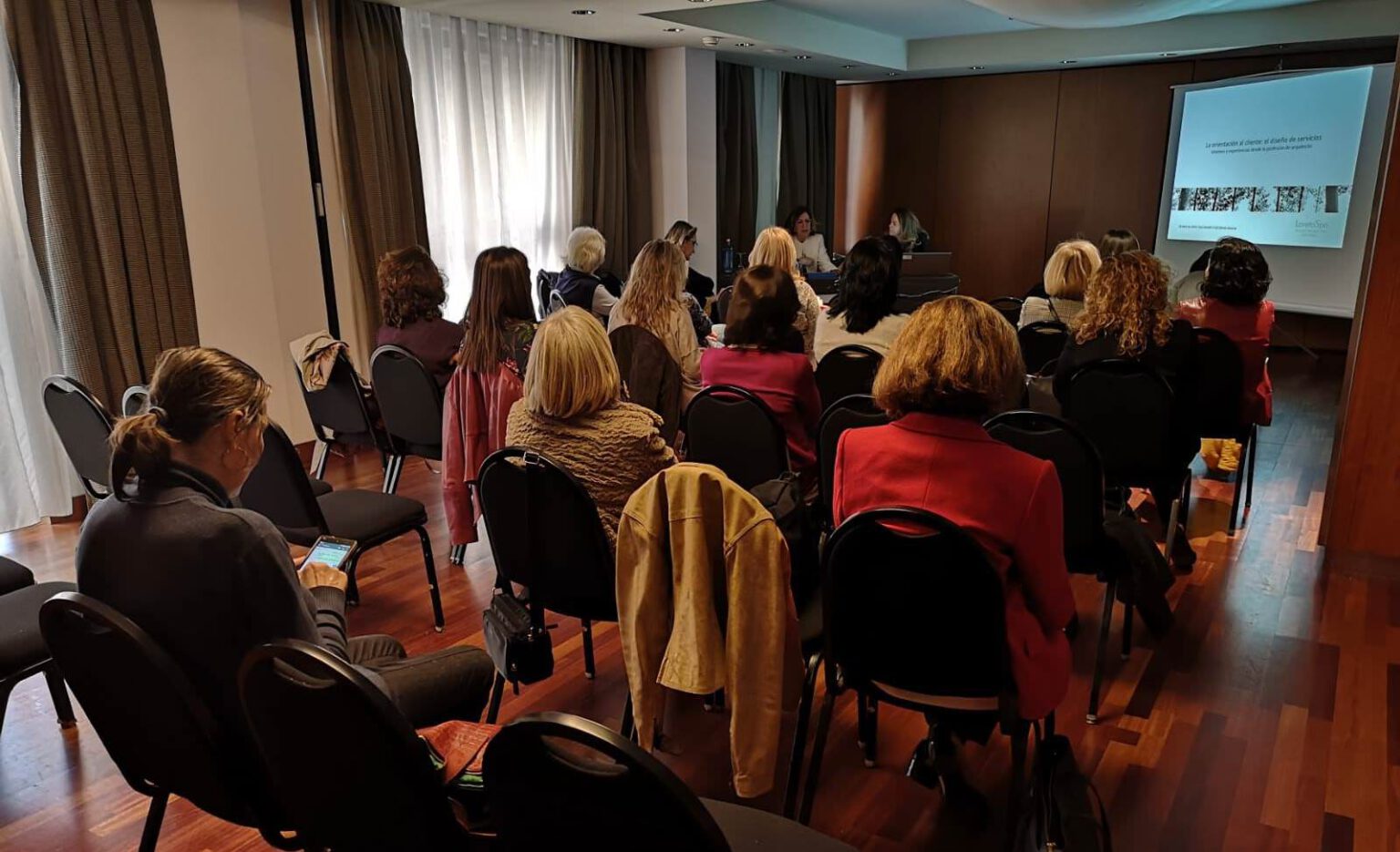 loreto-spa-estudio-arquitectura-speaker-almeria